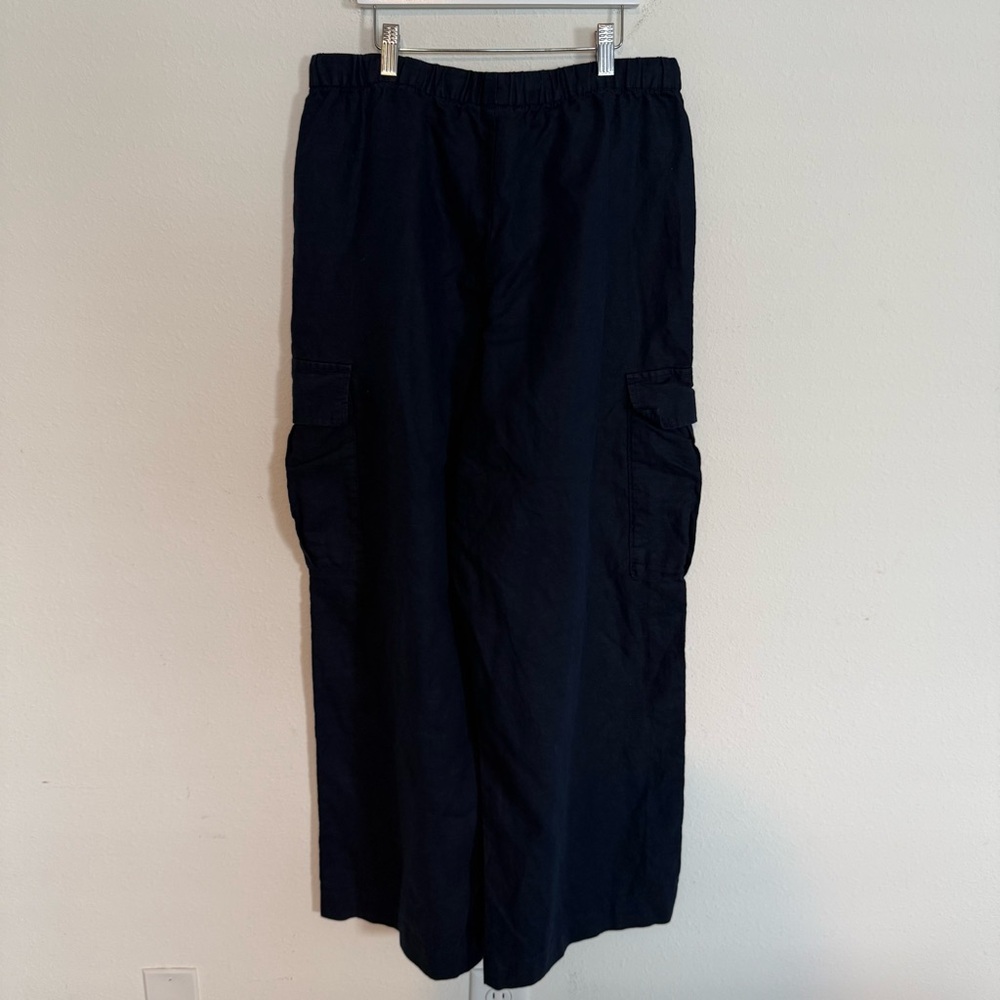 Women’s Gap Navy Blue Linen Cargo Pant Size Medium Pull On Drawstring Mid Rise - Picture 7 of 7